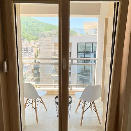 Four Views By The Sea Appartement Budva