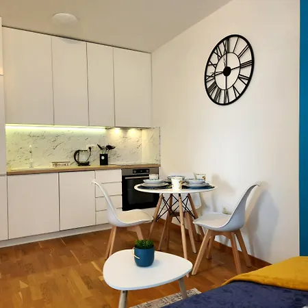 Four Views By The Sea Appartement *